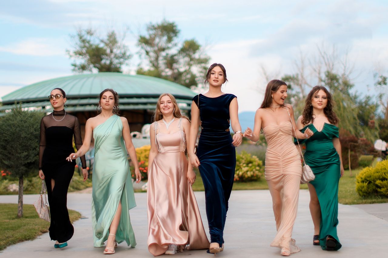 découvrez nos conseils pour choisir la robe de soirée luxueuse parfaite et briller lors de votre prochain événement. trouvez la robe idéale qui mettra en valeur votre élégance et votre style.