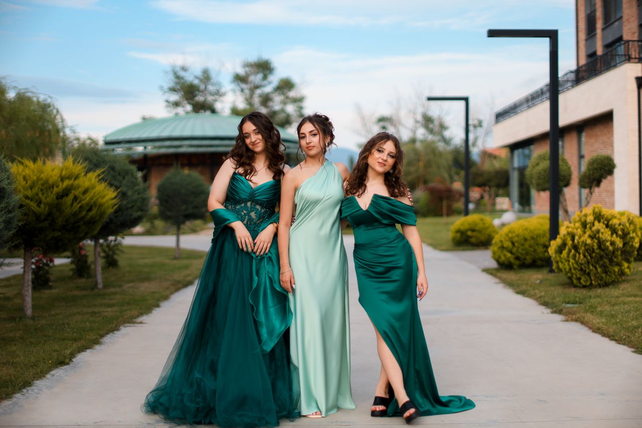 trouvez la robe de gala sophistiquée parfaite pour briller lors de votre prochaine soirée avec nos conseils et astuces mode exclusifs.
